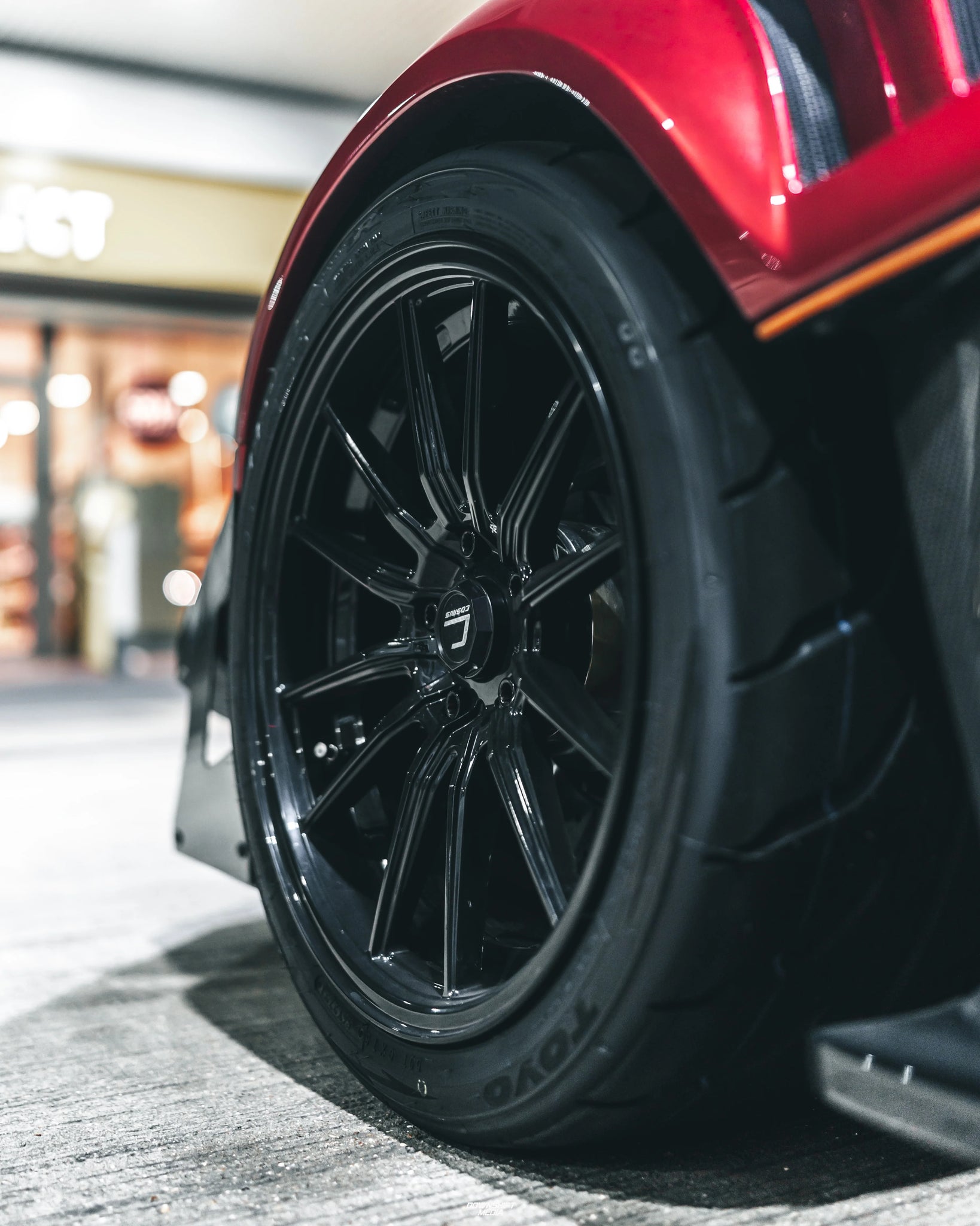 Cosmis Racing R1 Black Wheel 18x8.5 +35 5x114.3 – none