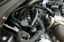 Load image into Gallery viewer, J&amp;L 17-18 Ford Fusion Sport 2.7L Passenger Side Oil Separator 3.0 - Black Anodized