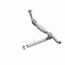 Load image into Gallery viewer, MagnaFlow Conv DF 04-06 Ford F-150 Pick Up (Exc Heritage) / 06 Lincoln Mark LT Truck Passenger Side