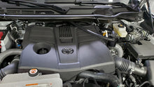 Load image into Gallery viewer, J&amp;L 2022+ Toyota Tundra 3.5L Turbo Oil Separator 3.0 Driver Side - Black Anodized