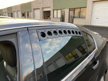 Load image into Gallery viewer, Chevy SS/Pontiac G8 window vents