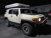 Load image into Gallery viewer, FJ Cruiser Window Vents