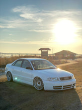 Load image into Gallery viewer, B5 Audi Sedan window vents