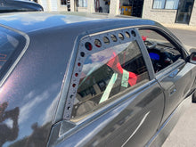 Load image into Gallery viewer, R32 Skyline Rear Window Vents (Sedan)
